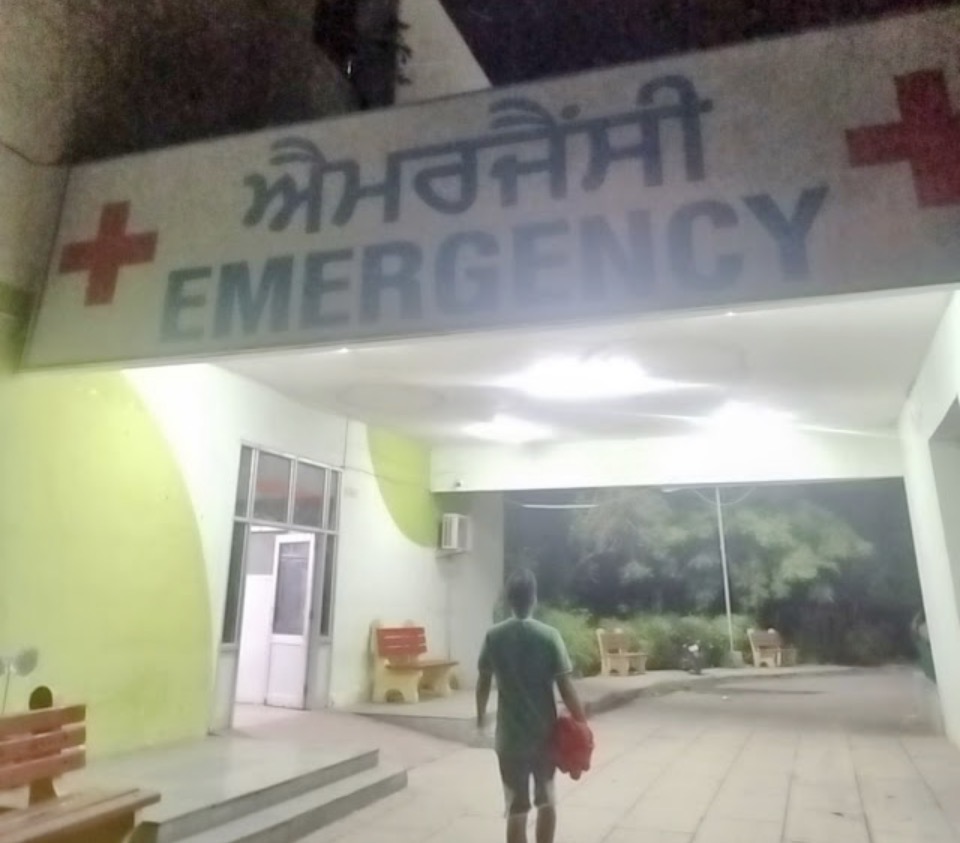 फरीदकोट: मेडिकल कॉलेज में वेंटिलेटर की कमी से पूर्व पुलिस कर्मी की मौत,  -वीसी ने दिए 48 घंटे में उच्च स्तरीय जांच के आदेश—-