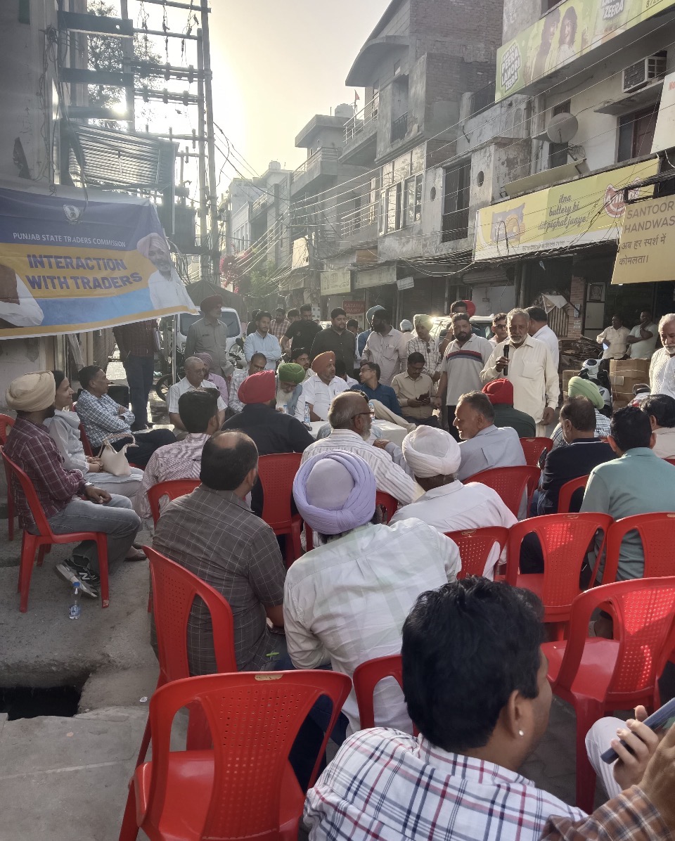 व्यापारियों की समस्याओं पर एमएलए सेखों का कड़ा रुख: