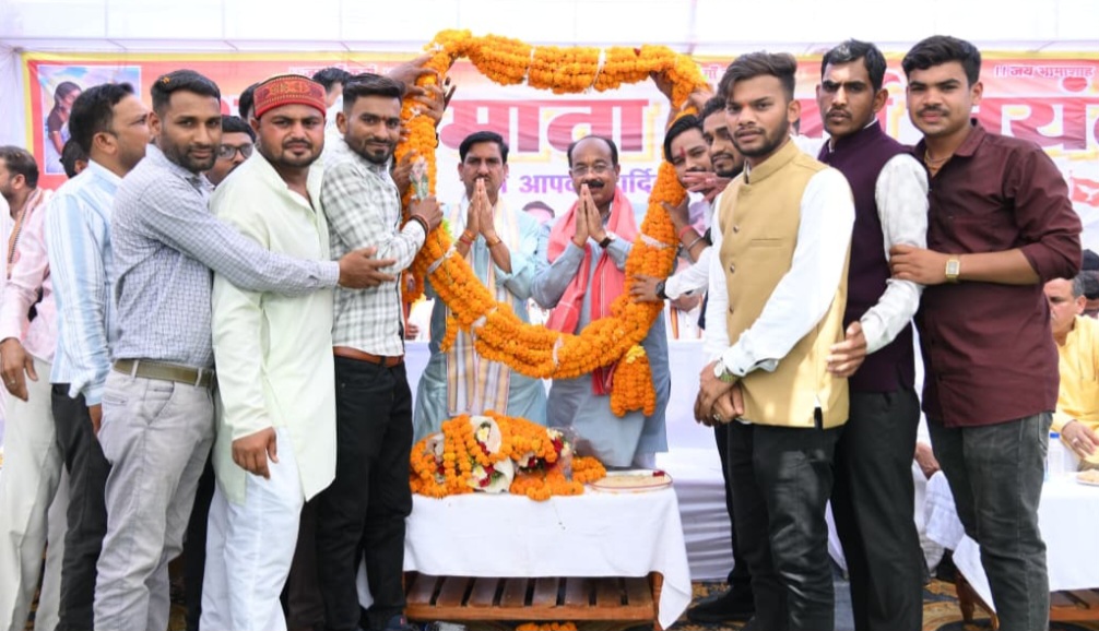 साहू समाज ने भक्त माता कर्मा के त्याग, सेवा और समर्पण को किया आत्मसात : उपमुख्यमंत्री भक्त माता कर्मा जयंती में शामिल हुए